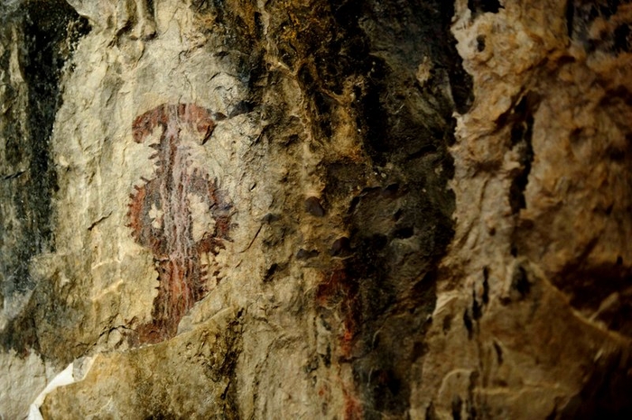 The Cueva-sima de la Serreta, Cieza