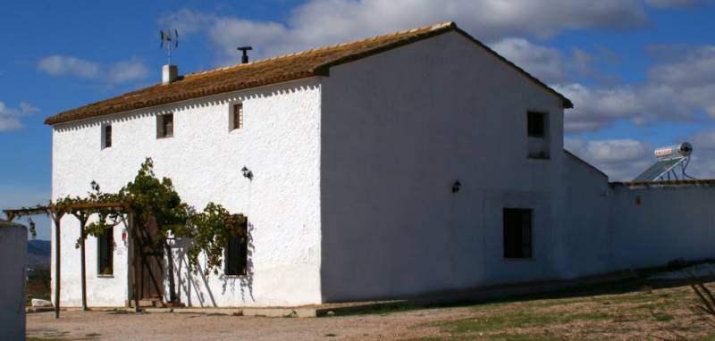 Bodegas Evine winery affiliated to the Yecla Wine Route