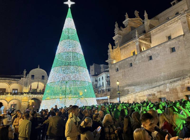 The Plaza de España in Lorca is full of people celebrating the first day of Christmas