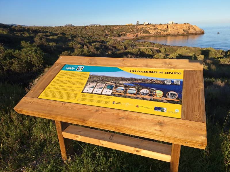 Águilas spruces up natural areas with new signs, seats and better access