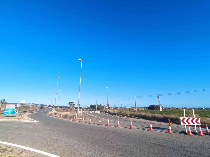 AP-7 motorway closure to repair crash damage may not take as long as feared