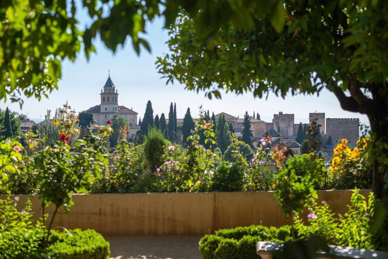 Tourism on the rise: 16 million visitors choose Andalucía in just six months