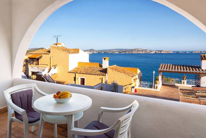 EU warns Spain over Balearic tourist rental ban as legal battle escalates