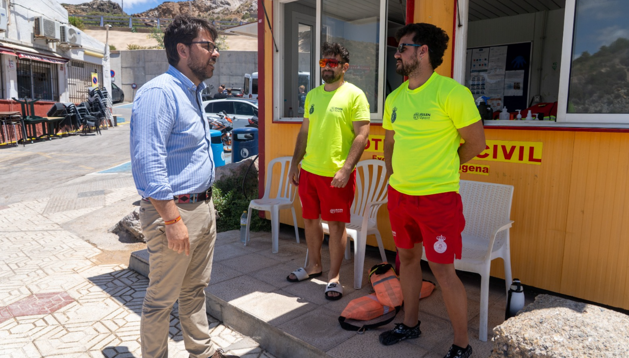 Cartagena rolls out extra lifeguard posts across its beaches ahead of peak summer