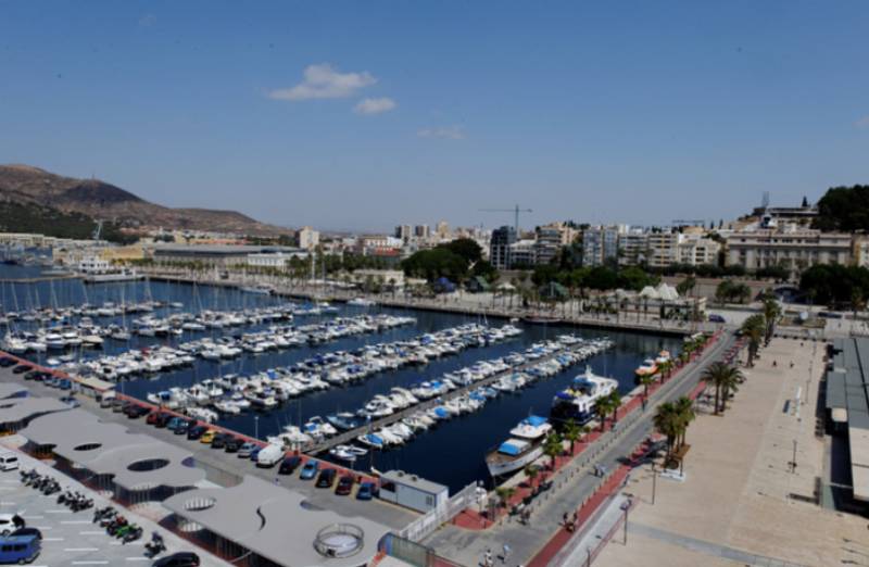 Cartagena set for a busy fortnight as 11 cruise ships bring more than 22,000 passengers
