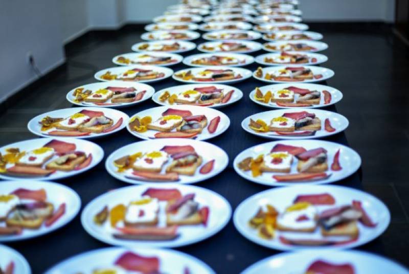 October 16 to 18 Gastromar food and drink festival in Los Alcázares