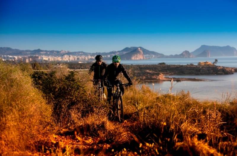 November 14 Free guided hike along the Cuatro Calas coastline in Aguilas 